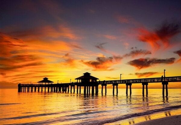 Summertime, and the livin’ is crazy! - the Best of Fort Myers Beach